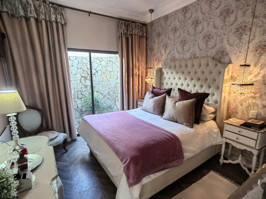 5 Bedroom Property for Sale in Parys Free State